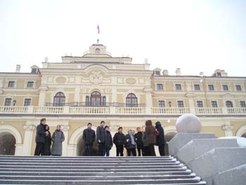 07_Konstantinovsky_palace_staircase